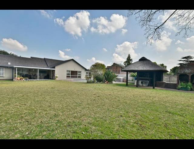 3 BEDROOM HOUSE FOR SALE IN BRACKENHURST